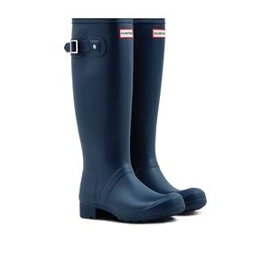 Navy hunter boots